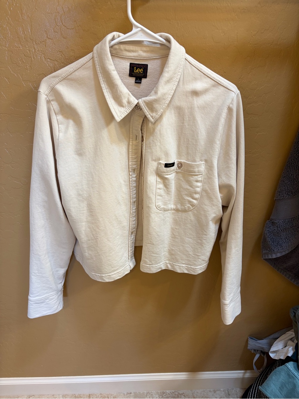 Lee Cream Crewneck Pullover Sweatshirt